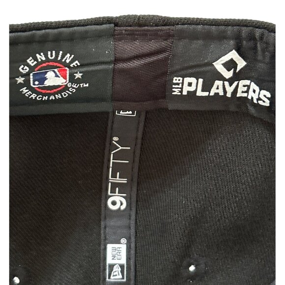 New Era The Show MLB Black Snapback Cap With San Diego Studio Logo - Picture 7 of 7